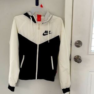 Nike windbreaker